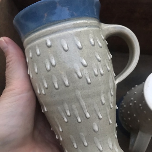 Unique Drip Style Pottery Mugs (2) - Picture 3 of 9